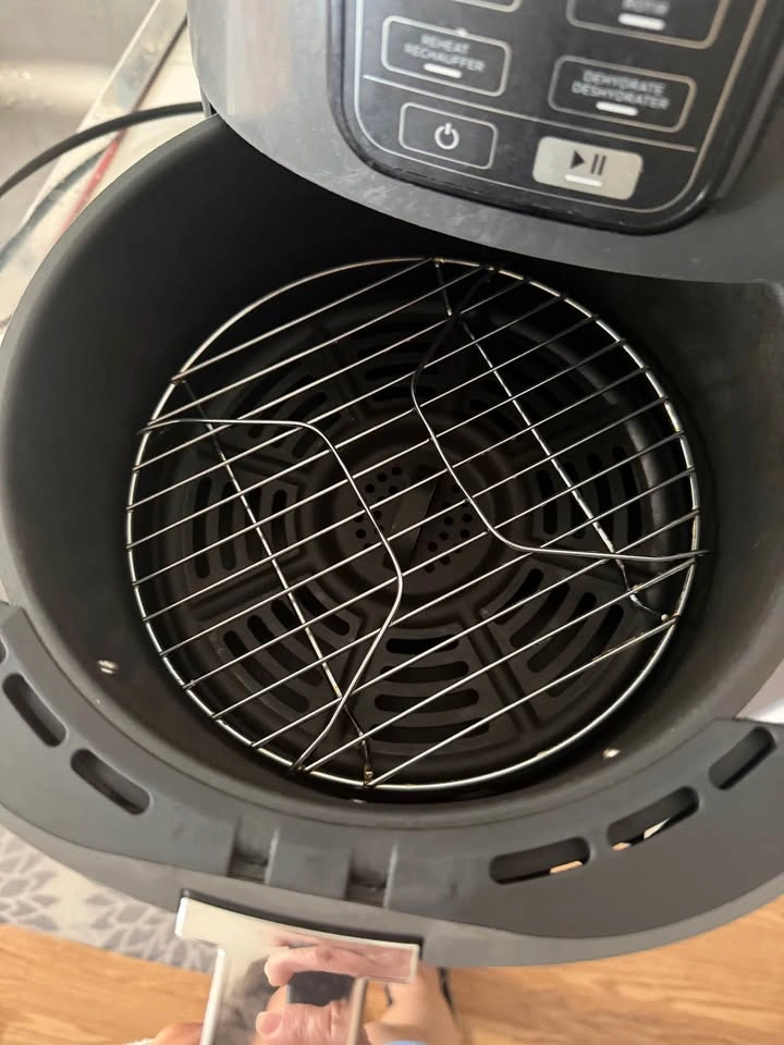 Ninja Air Fryer - photo 2