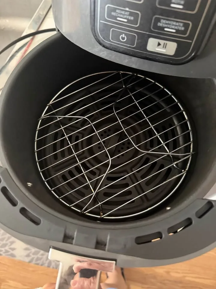 Ninja Air Fryer - photo 2