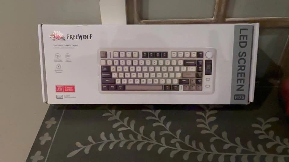 FREEWOLF M75 Wireless Gaming Keyboard Brand New - photo 2