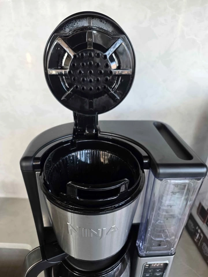 Ninja 12-Cup Programmable Coffee Brewer 2 Brew Styles - photo 4