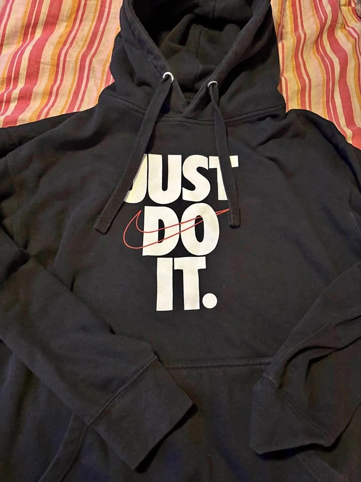 Nike just do it pull over Hoodie