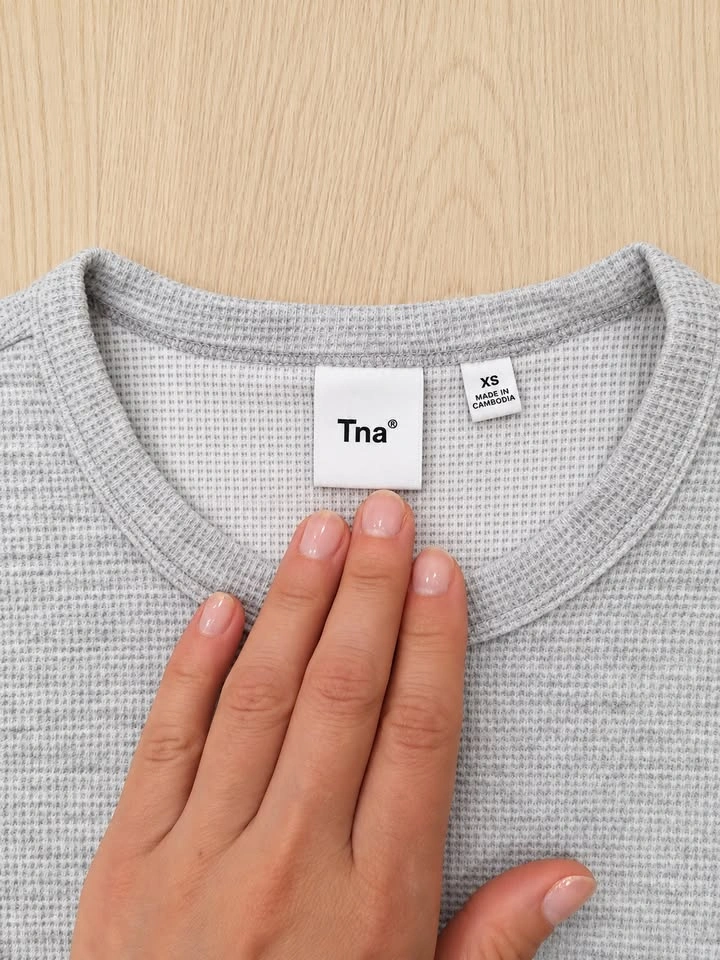 Aritzia TNA Grey Waffle-Knit Crop Top – Size XS - photo 2