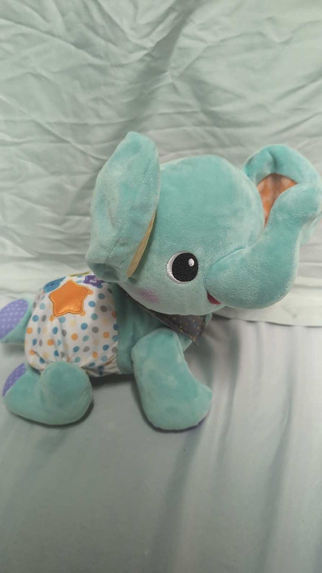 VTech Explore and Crawl Elephant (English Version)