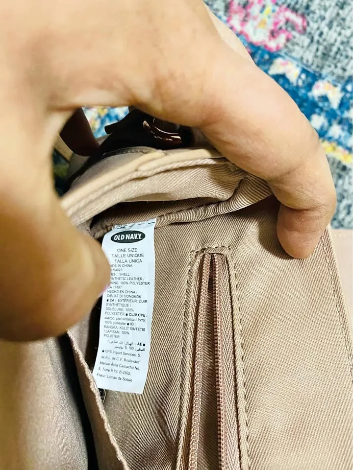 Old Navy handbag can be crossbody thumbnail