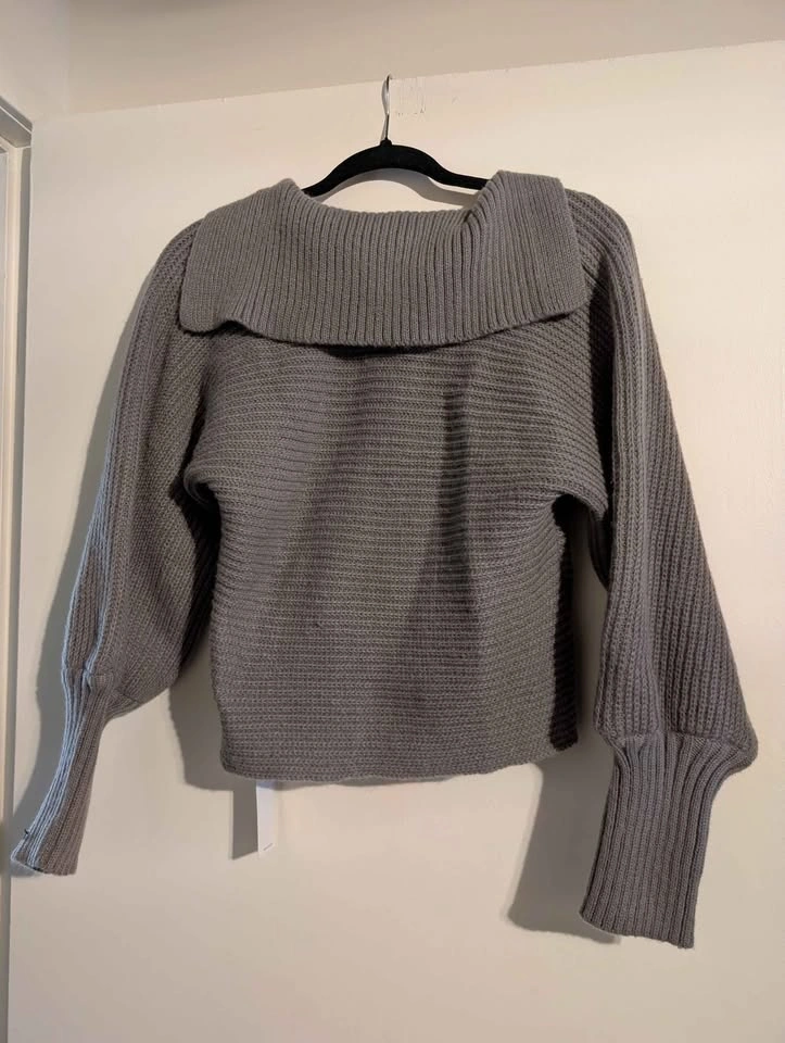 Sweater - photo 2