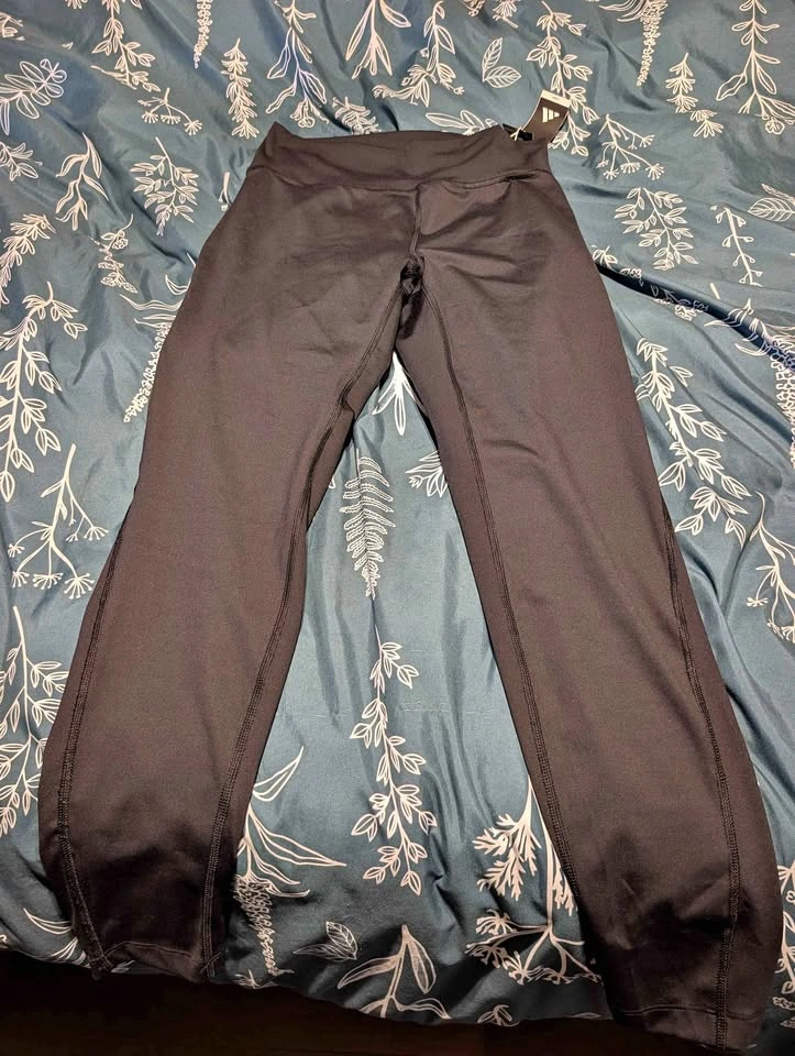 Adidas leggings