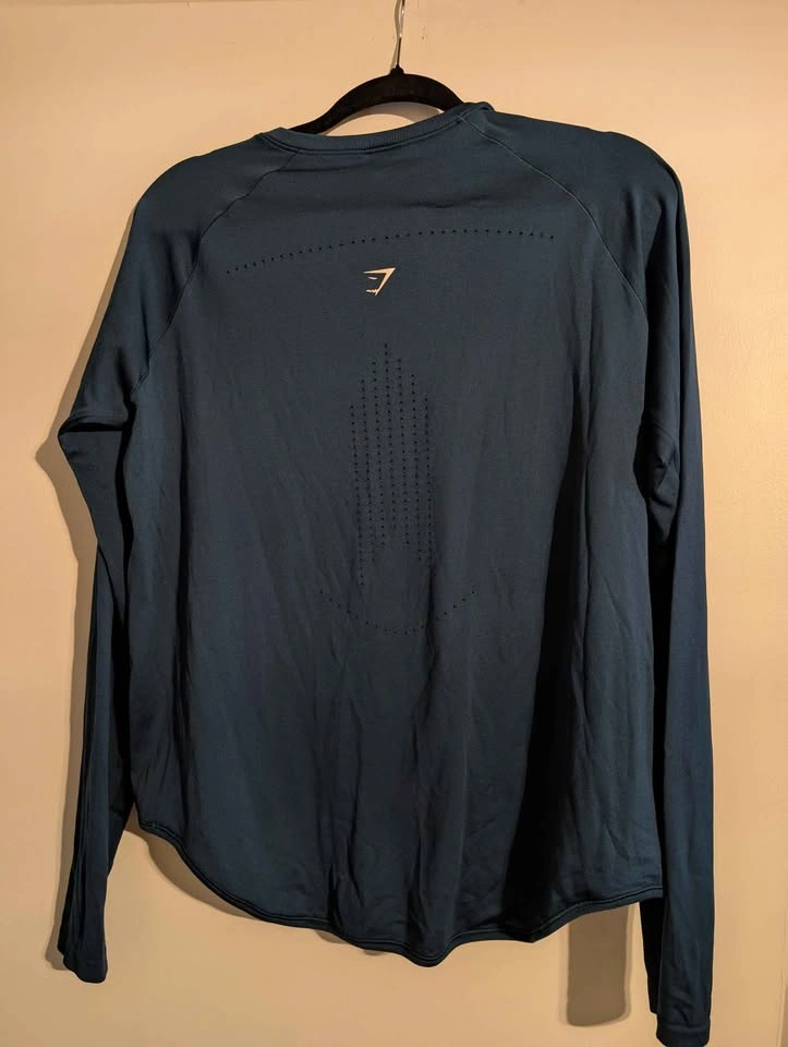 Long sleeve gym shark shirt - photo 2