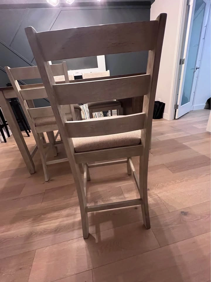 Ashley Furniture Skempton Counter Height Dining Set with 4 Chair - photo 4