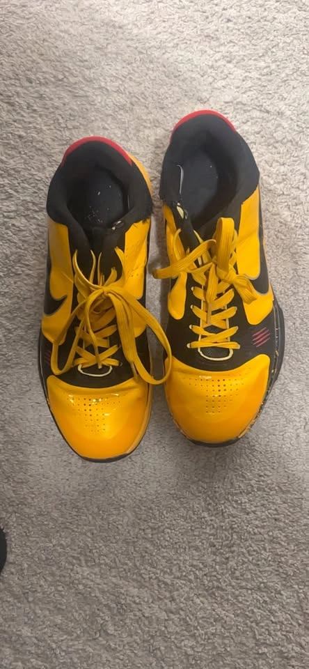 Kobe 5 Bruce lee size 9