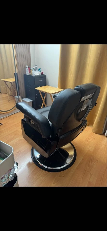 Salon chair ( moving sale ) - photo 4