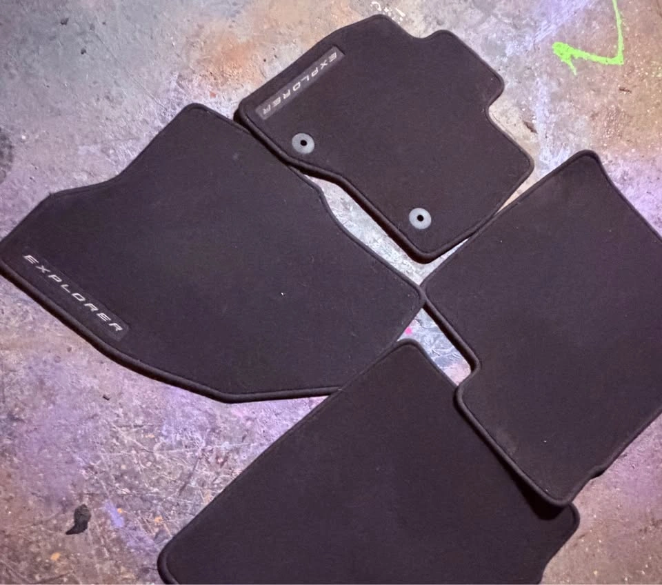 OEM FLOOR MATS from 2015 FORD EXPLORER - photo 2