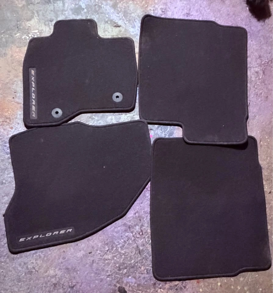 OEM FLOOR MATS from 2015 FORD EXPLORER - photo 3