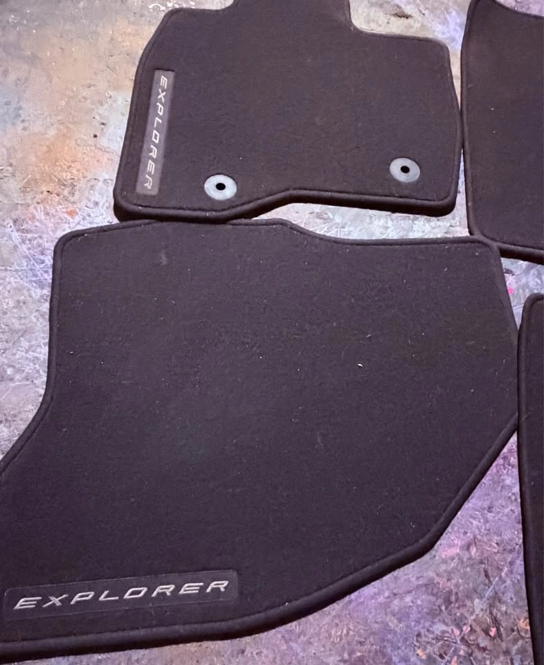 OEM FLOOR MATS from 2015 FORD EXPLORER - photo 4