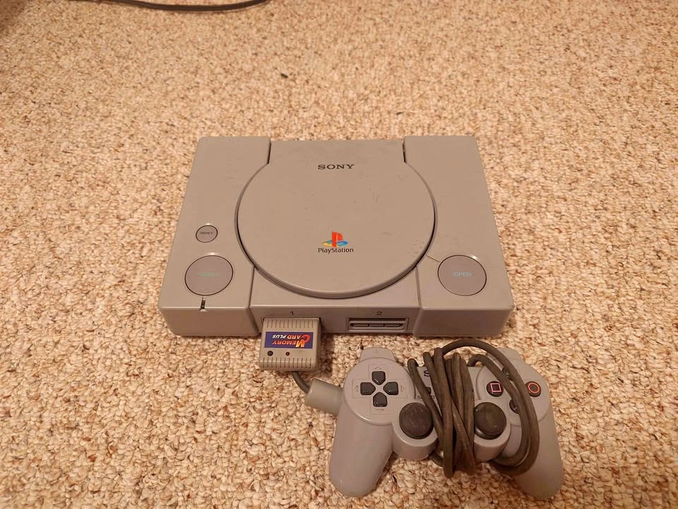 Playstation 1 + Controller