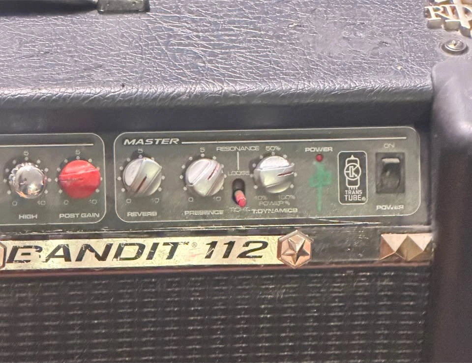 PEAVEY BANDIT 112 - photo 4