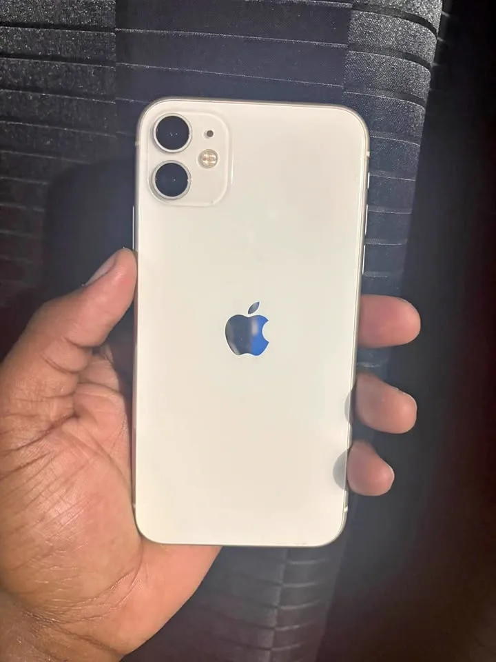 iPhone 11