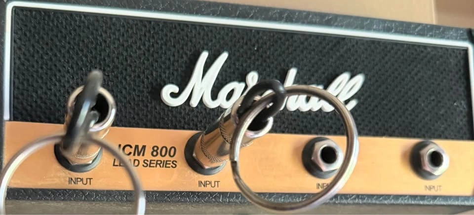 Marshall amp replica keychain holder - photo 4