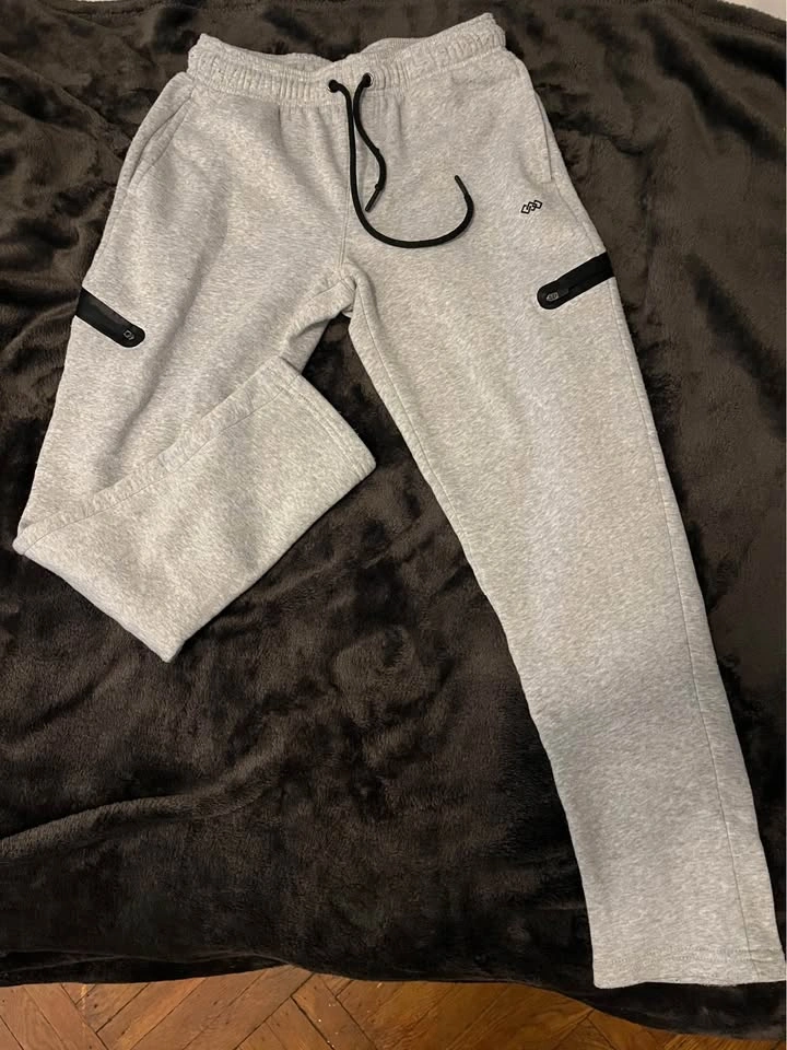 Grey LEG3ND sweatpants size medium - photo 3