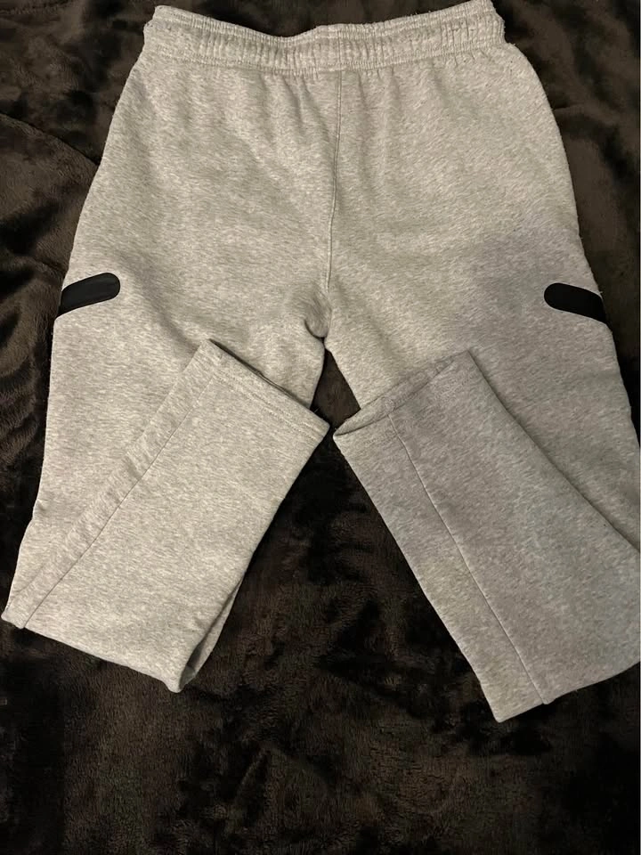 Grey LEG3ND sweatpants size medium - photo 5