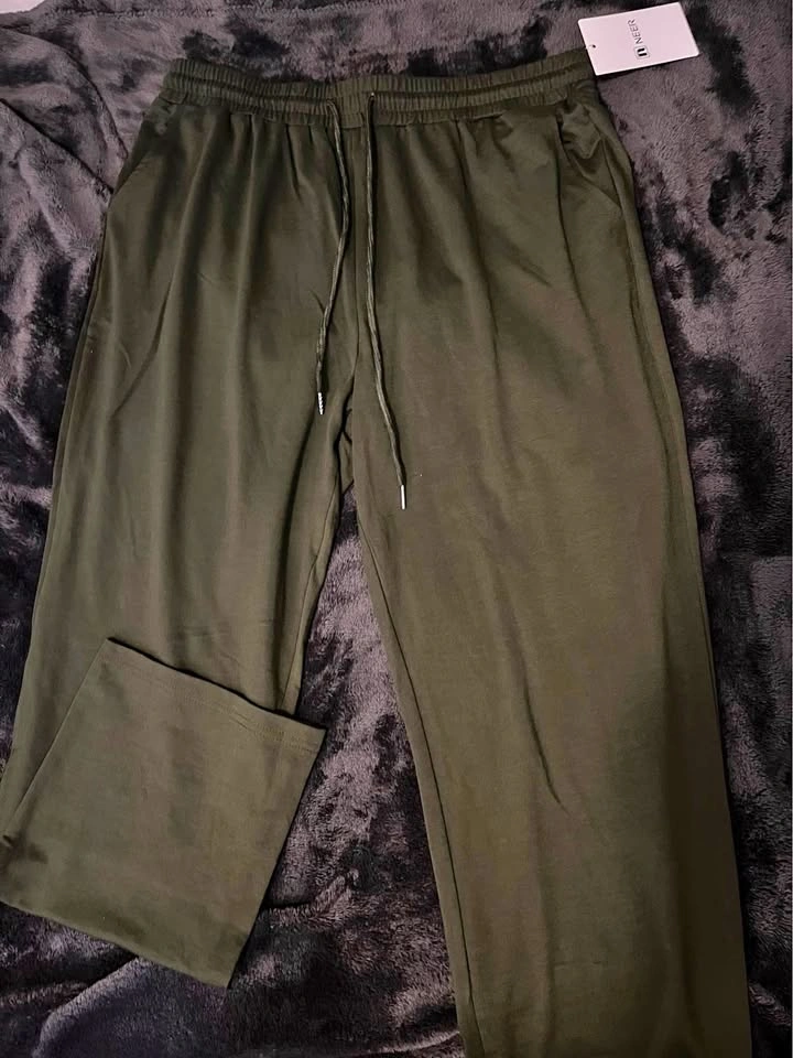 Brand New Olive Green Wide-Leg Joggers Size Large