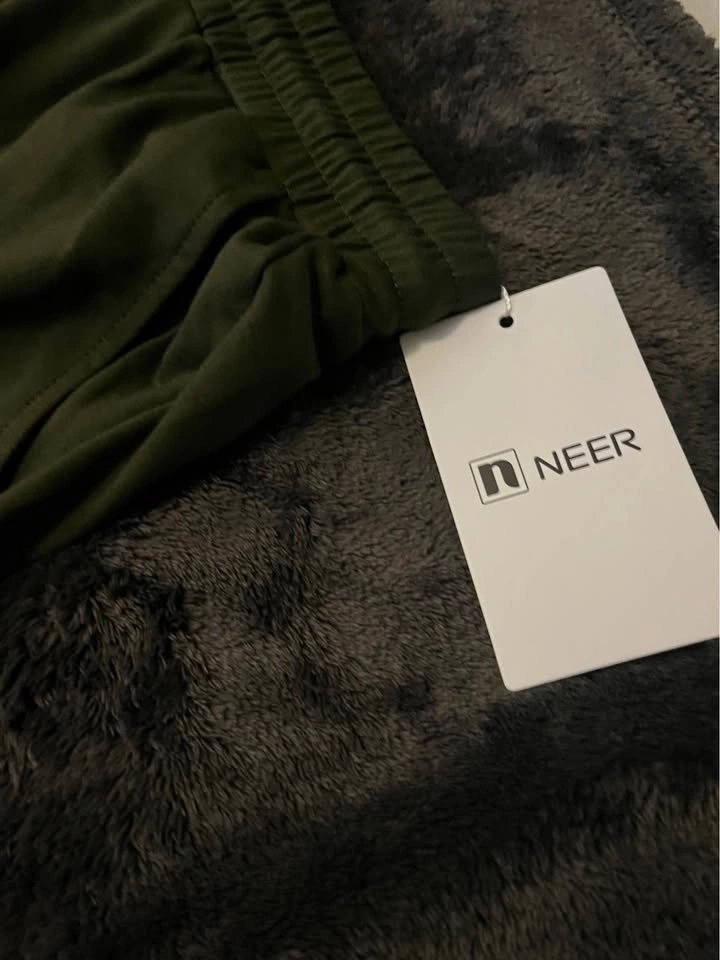 Brand New Olive Green Wide-Leg Joggers Size Large - photo 5