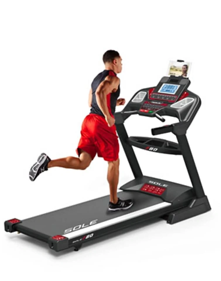 Sole F85 Folding Treadmill – Excellent Condition