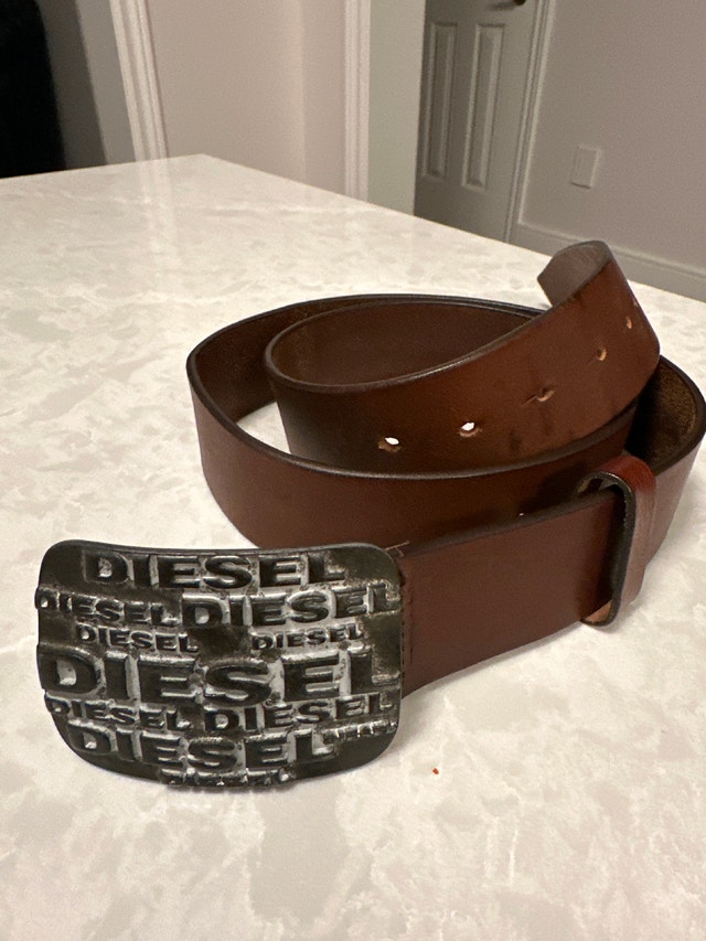 Vintage Diesel brown leather belt. Size 100/40.