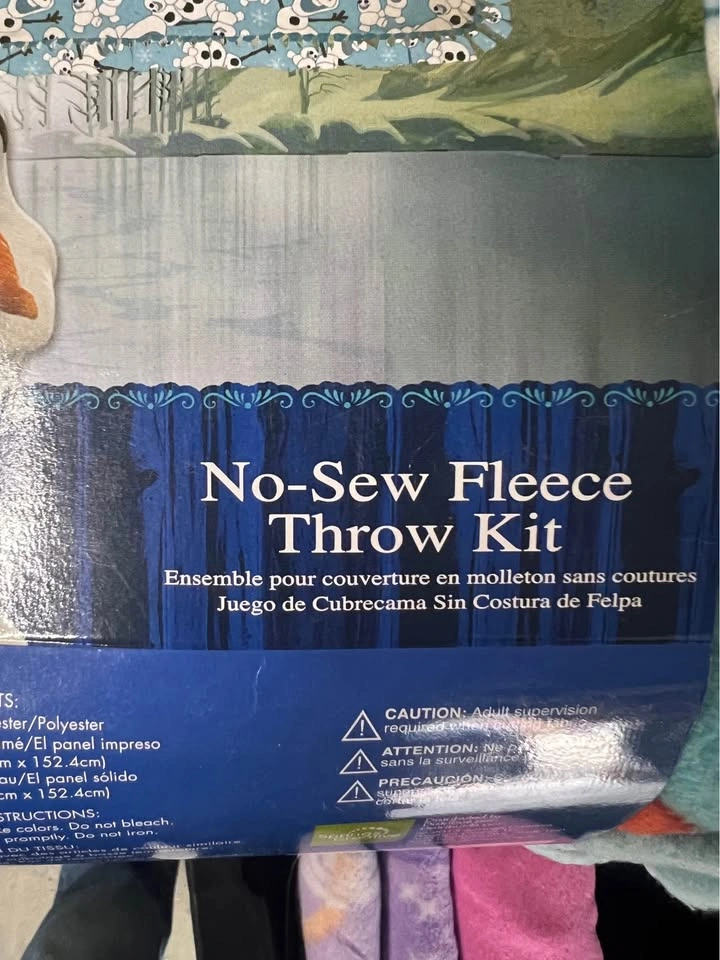 Olaf Frozen No-Sew Fleece Throw Blanket Kit - photo 2