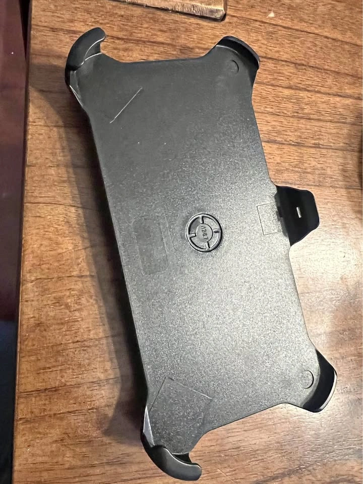 Otterbox Defender Belt Clip for iPhone 12/13 Pro Max