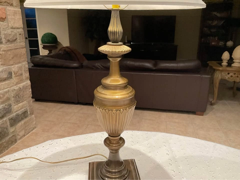 Table Lamp Hollywood Regency Vintage Antique Brass - photo 5