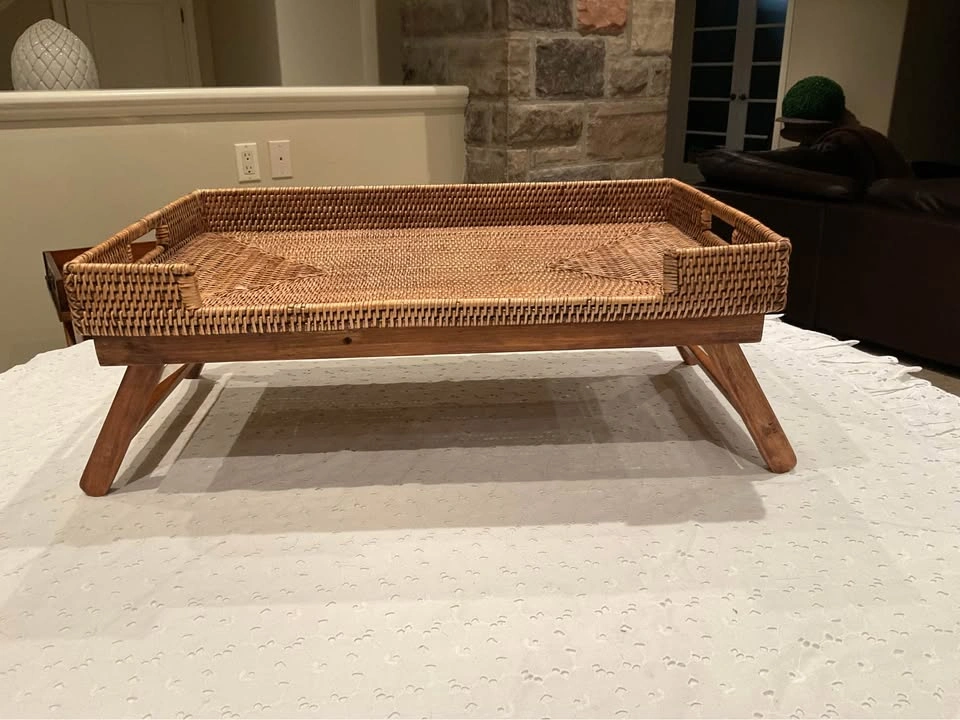 Rattan Breakfast Tray With Foldable Wooden Legs - photo 3