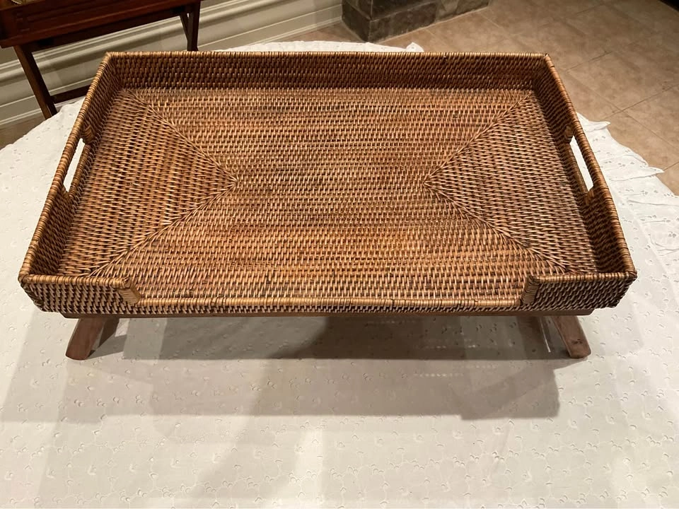 Rattan Breakfast Tray With Foldable Wooden Legs - photo 5