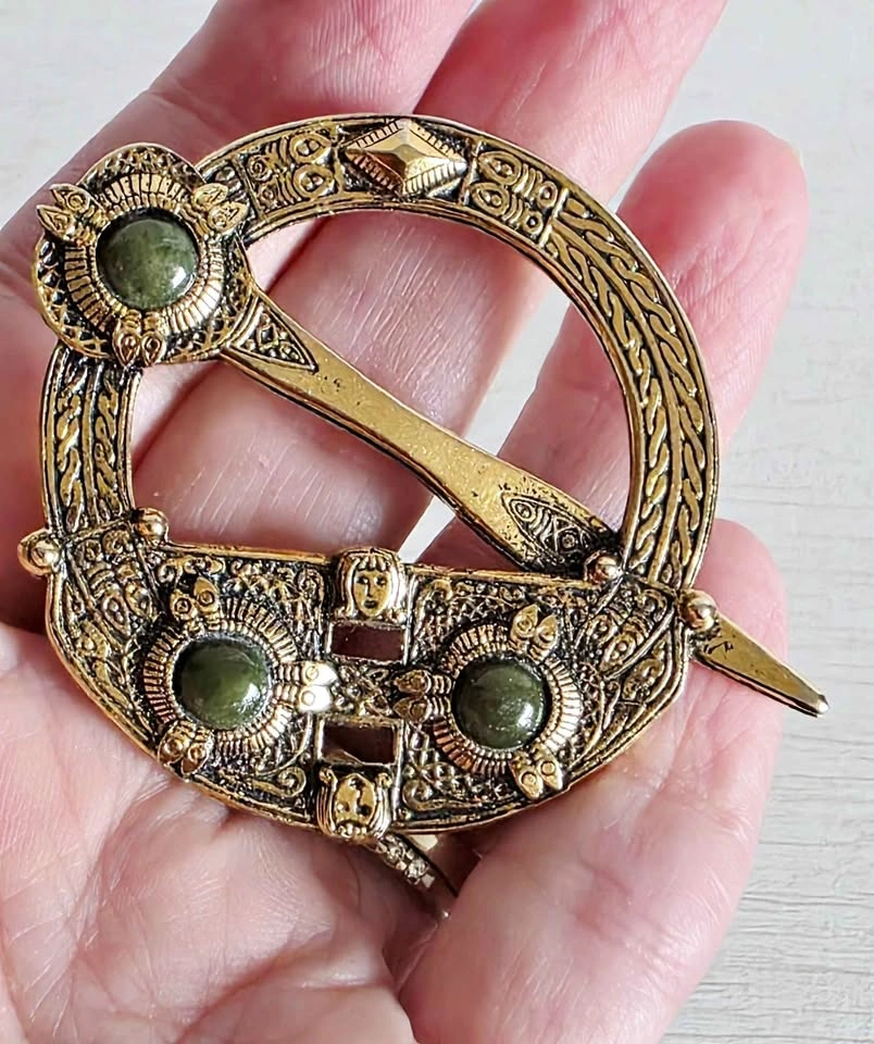 Vintage Celtic Irish Brooch