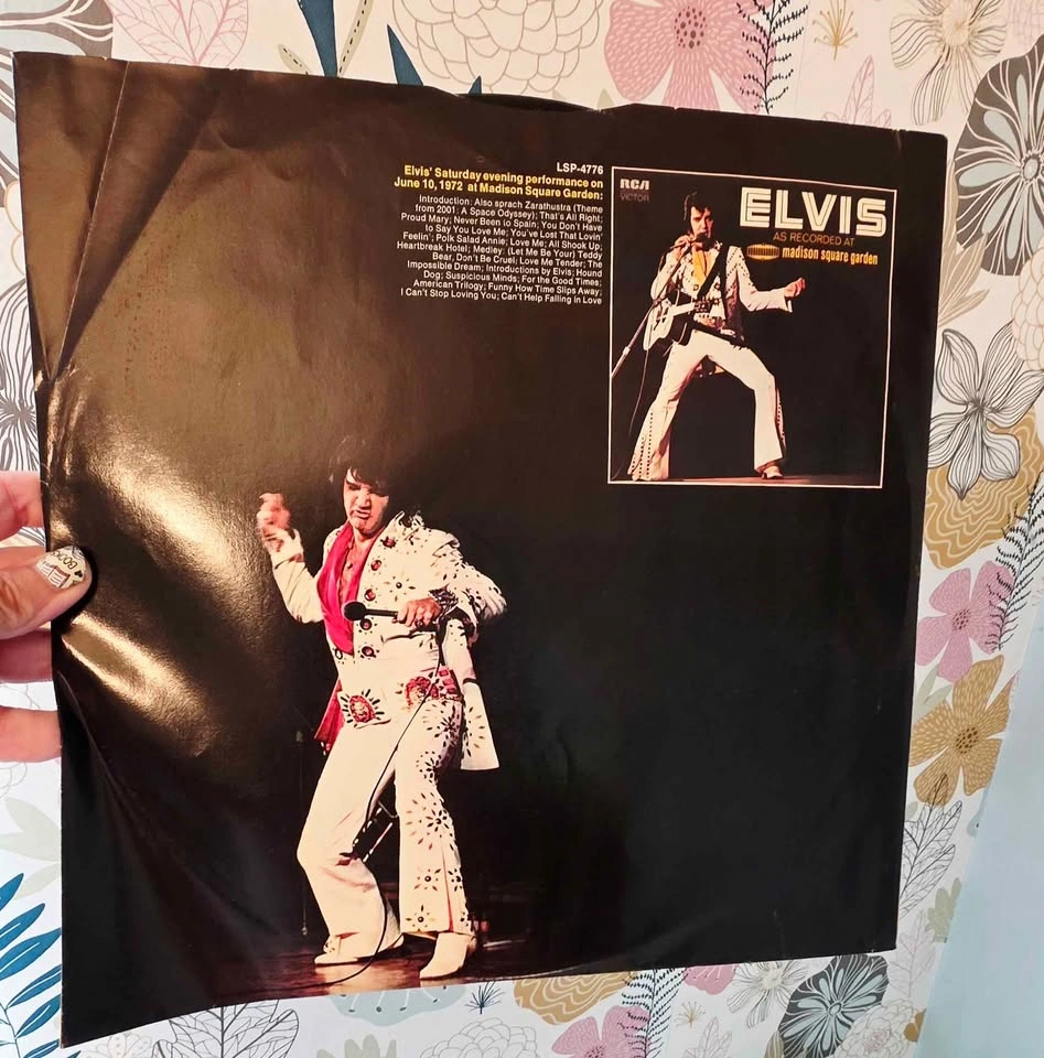 Vintage 1973 Elvis Presley: Aloha From Hawaii 2-LP Vinyl - photo 4