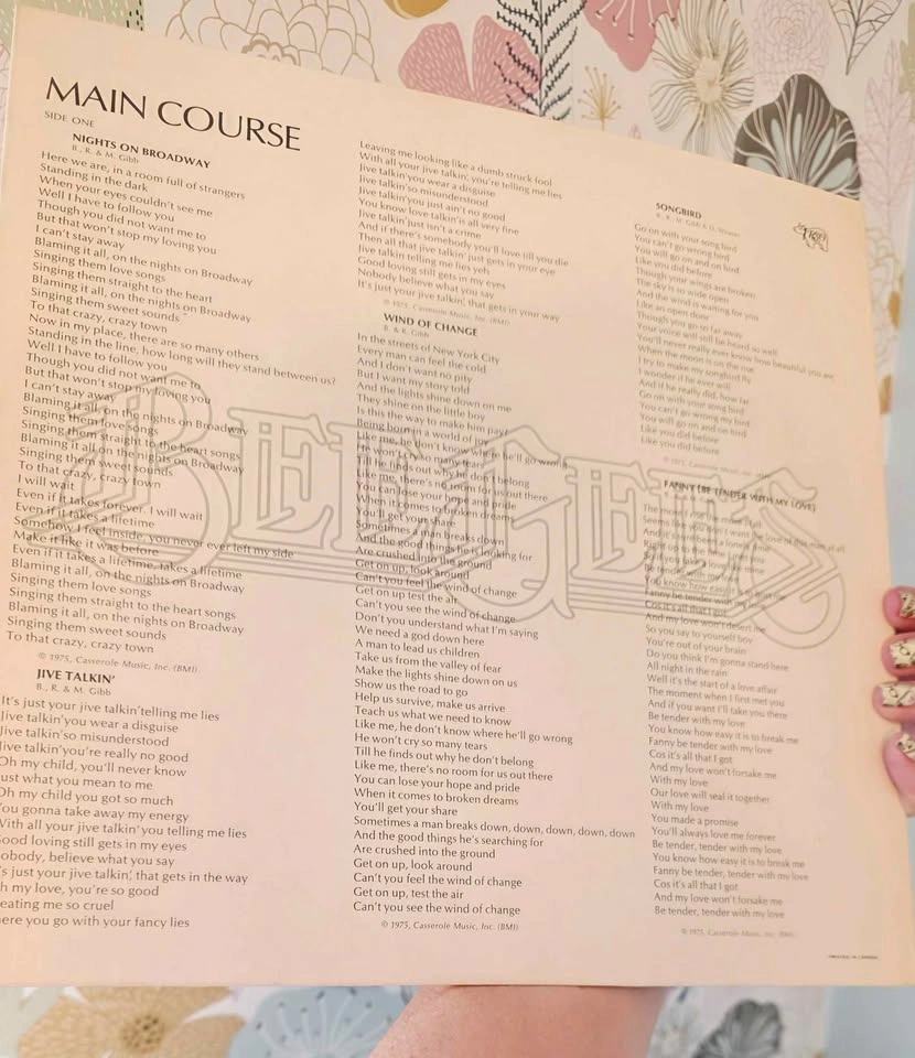 Vintage 1975 Bee Gees "Main Course" Vinyl Record LP - photo 4