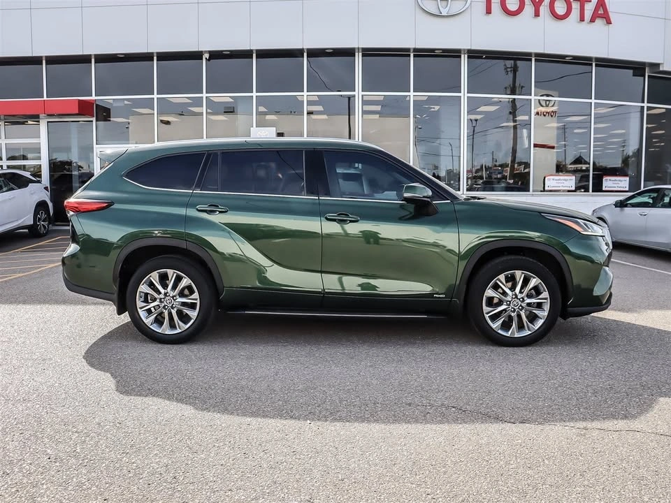 2023 Toyota Highlander Hybrid Limited - photo 4