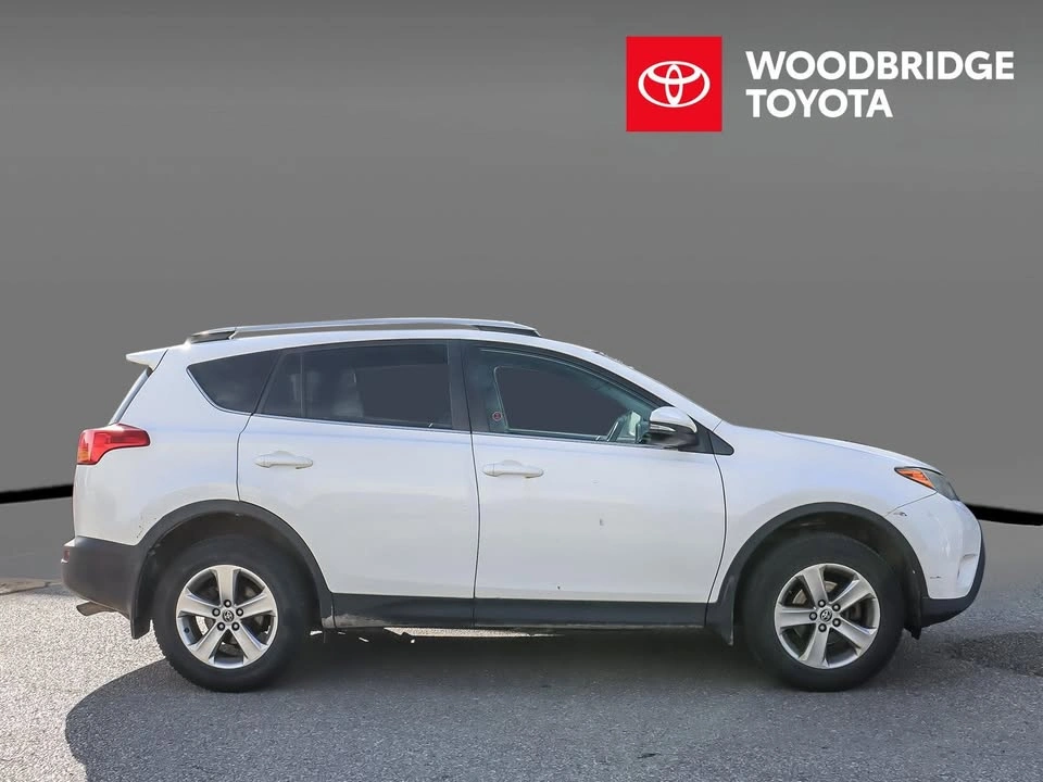 2015 Toyota RAV4 - photo 4