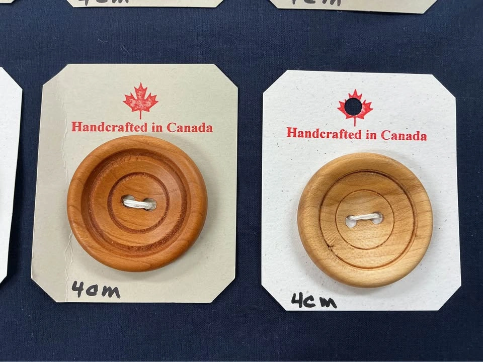 Handcrafted 4cm Wooden Buttons - photo 3