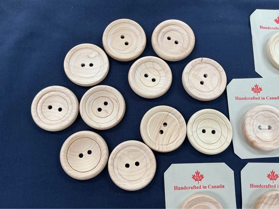 Handcrafted Wooden Buttons - Lot of 20 - photo 2