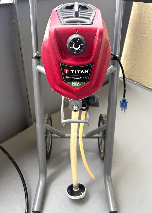 TITAN Controlmax 1700 Pro Airless Sprayer
