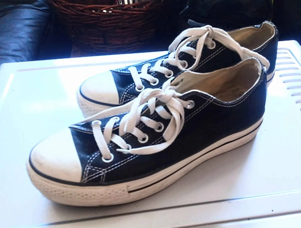 Converse All Star Sneakers - Woman's size 10 US - photo 2