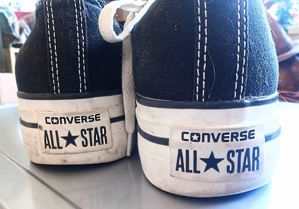 Converse All Star Sneakers - Woman's size 10 US - photo 3