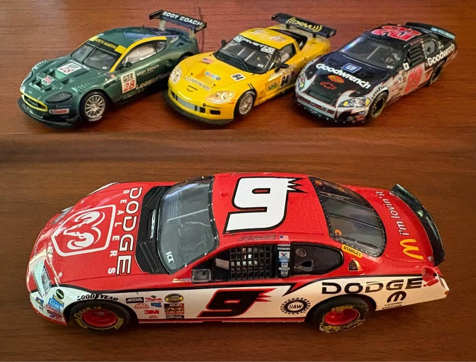Scalextric SCX 1:32 Scale NASCAR #9 Dodge Charger Slot Car - photo 4