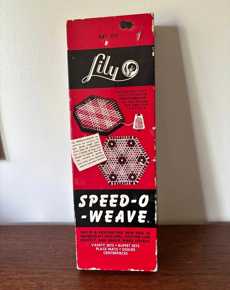 Vintage Lily Speed O Weave Handicraft Weaving Loom Kit