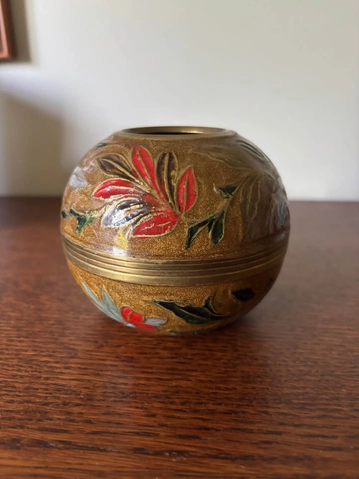 Vintage Etched Brass Cloisonne Enamel Spherical Bud Vase Pot - photo 4