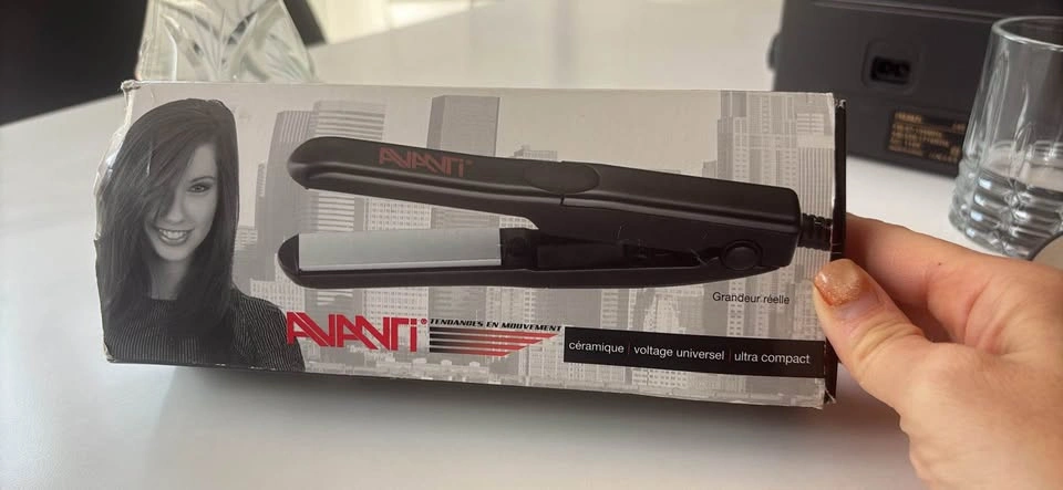 Avanti Mini Travel Flat Iron / Hair Straightener (Ceramic, Dual - photo 2