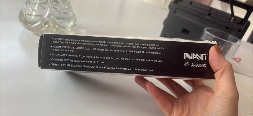 Avanti Mini Travel Flat Iron / Hair Straightener (Ceramic, Dual - photo 3