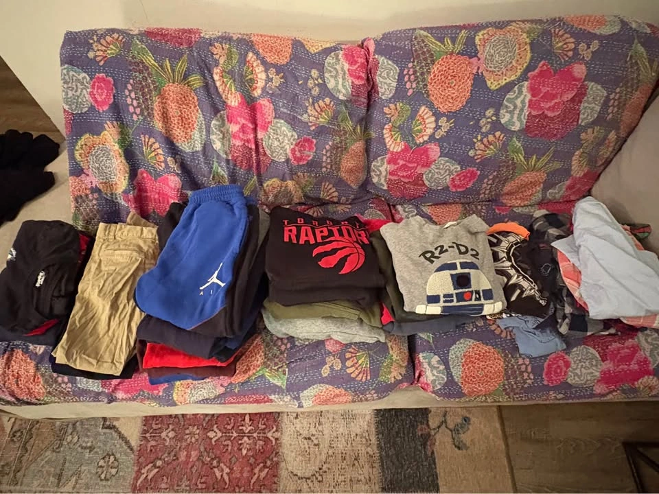 Boys Size 7-10 Fall Clothing Lot (25+ Pcs) - Roots, Nike, Gap - photo 2