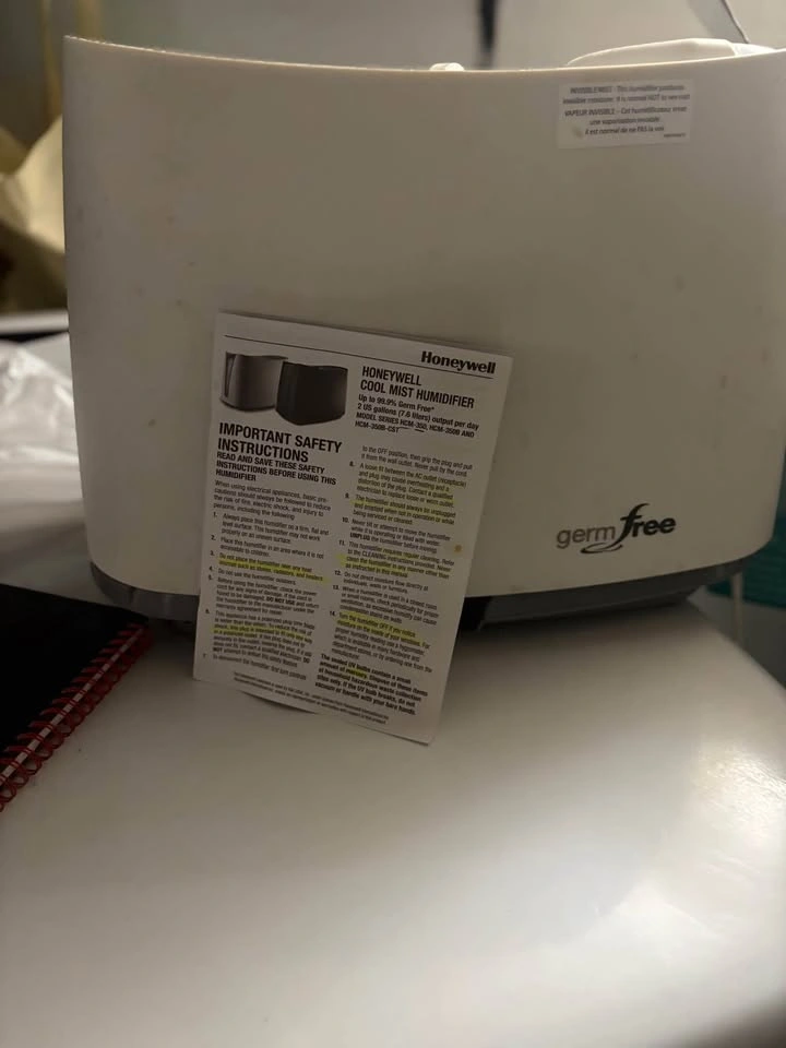 Honeywell Germ-Free UV Cool Moisture Humidifier + 3 Filters - photo 4