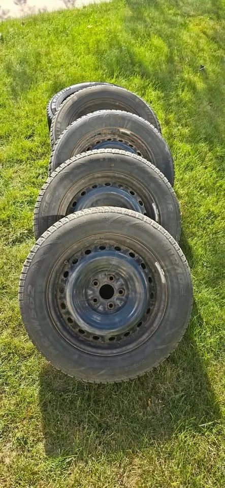 235/60R18 Winter Tires + Rims + TPMS – Honda Odyssey – 5 Tires